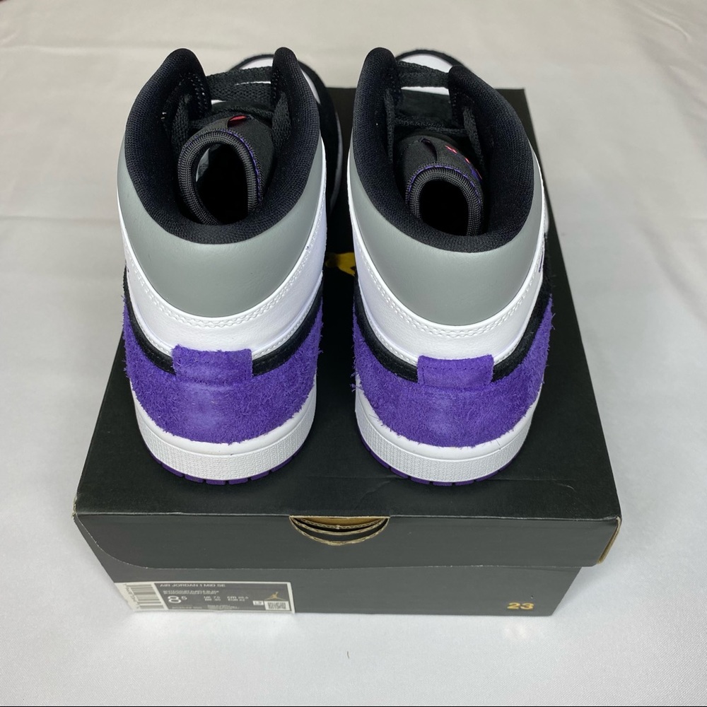 Mens Nike Air Jordan 1 Mid Court Purple New in Box size 8.5M 10W - Picture 3 of 6